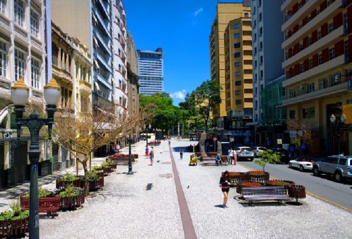 Rua-XV-de-Novembro-curitiba